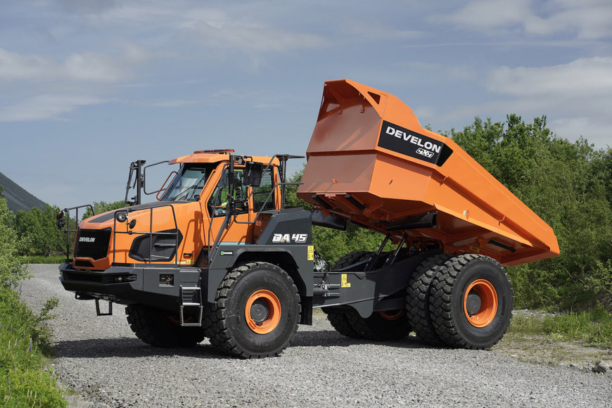 DEVELON Exhibits For First Time At STEINEXPO 2023